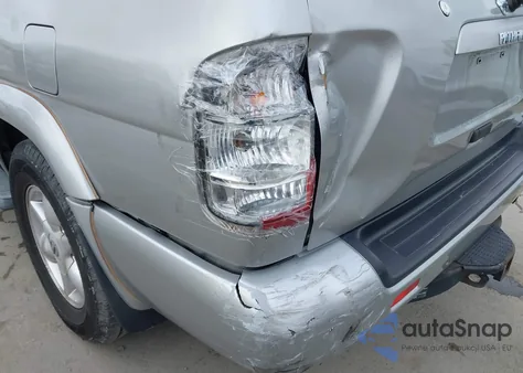 2002 Nissan Pathfinder Se z USA, uszkodzony, nr VIN JN8DR09X42W656696